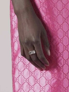 Gucci Silver Interlocking G Band on Model